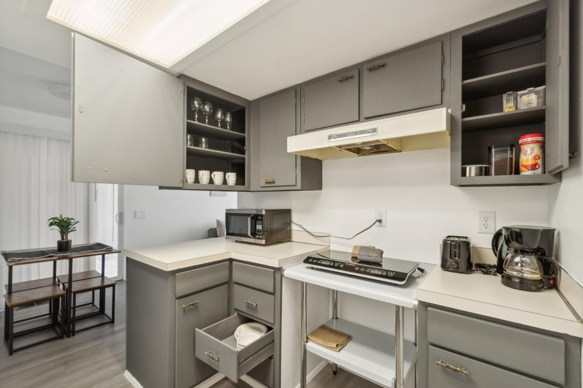 Central Bellevue Retreat المظهر الخارجي الصورة